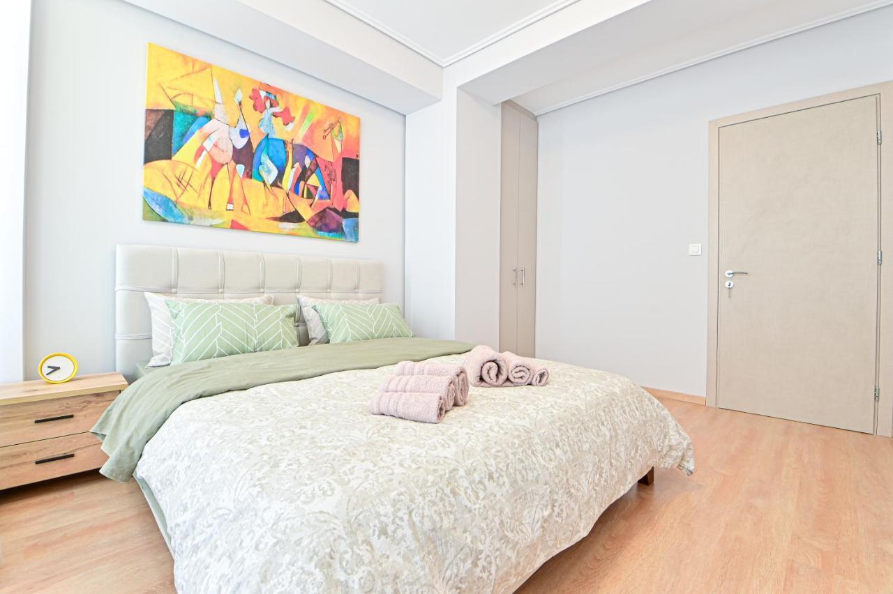 Apartament Modern Flat In The Heart Of Port Of Pireus Zewnętrze zdjęcie